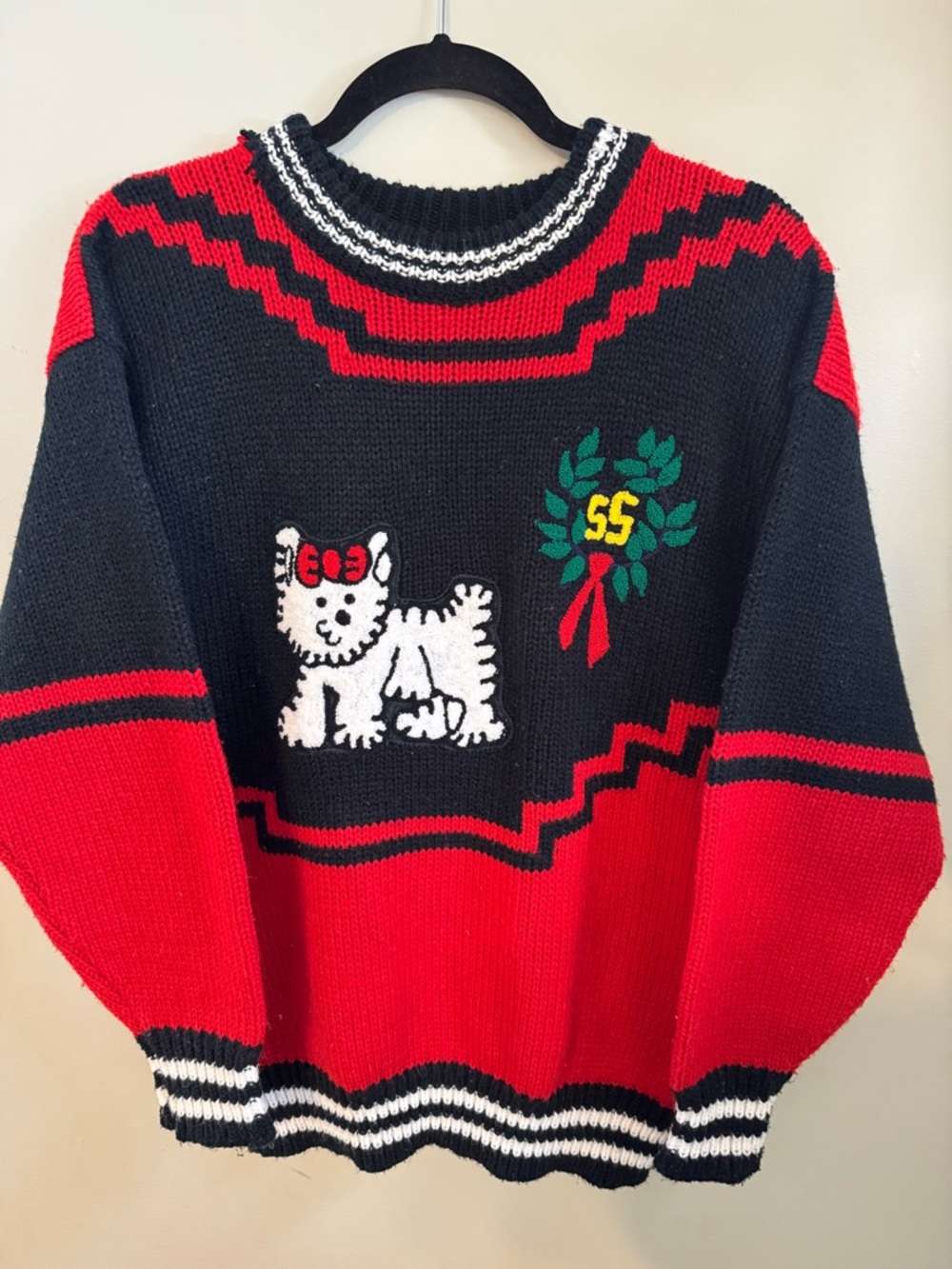 NON-STOP VINTAGE Women's Sweater Dog Black Red White Size LARGE